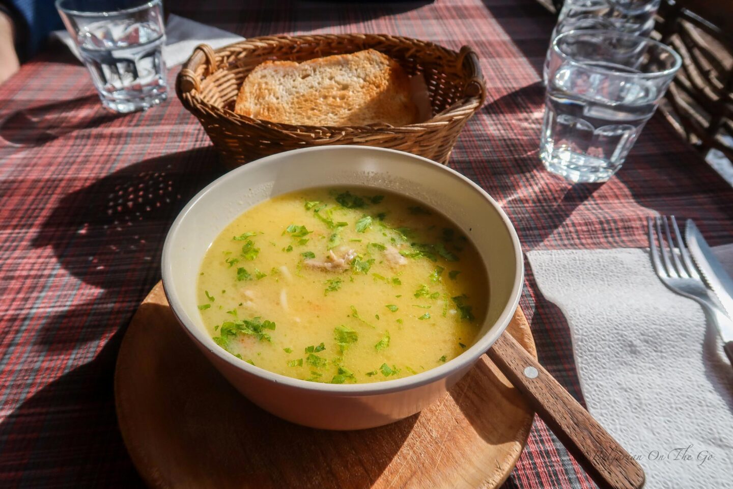 chicken-soup-traditional-bulgarian-food